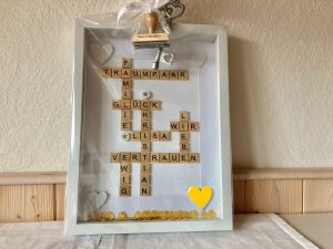 Geschenk zur Hochzeit mit Scrabble Buchstaben
